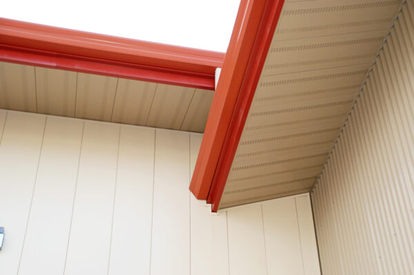 Metal roofing tips