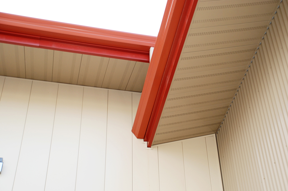 Metal roofing tips