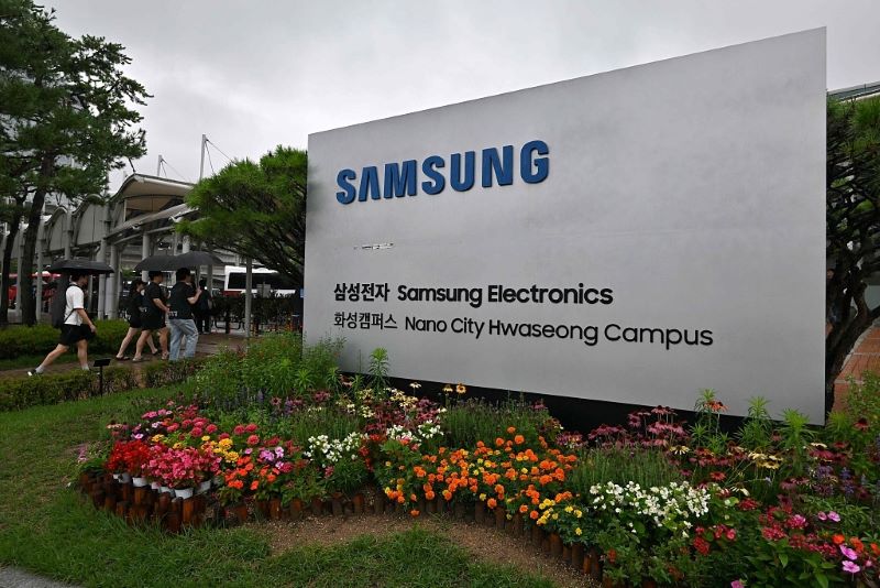 Samsung Electronics