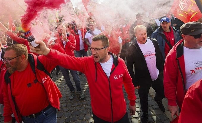 Employee Demonstration