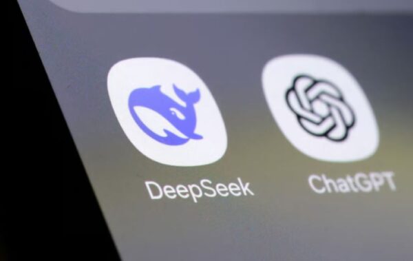 DeepSeek VS ChatGPT 1