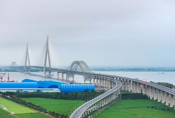The Changtai Yangtze river bridge