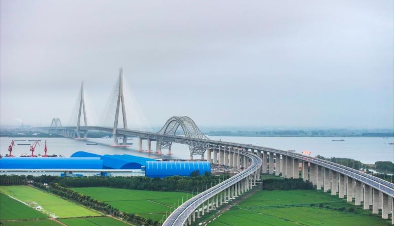 The Changtai Yangtze river bridge