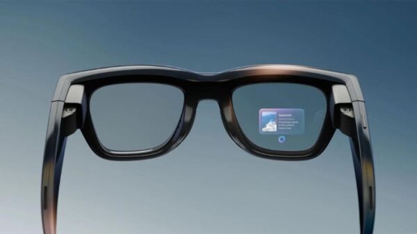 Smart glasses with display
