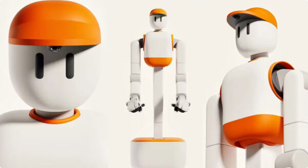 Memo household robot debuts