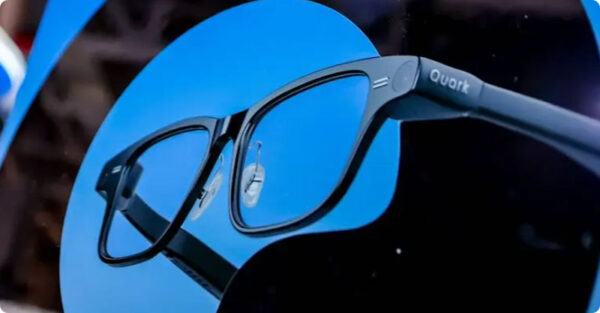 Quark AI glasses