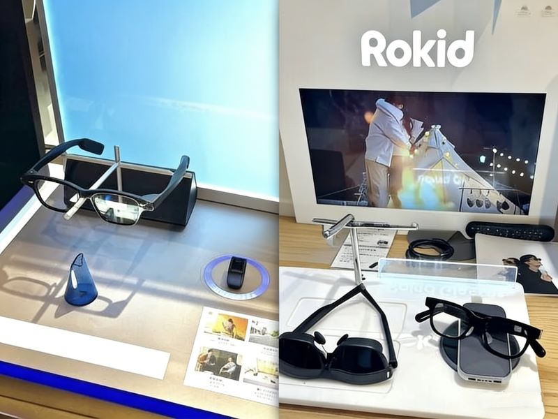 Smart glasses and devices on exhibition display