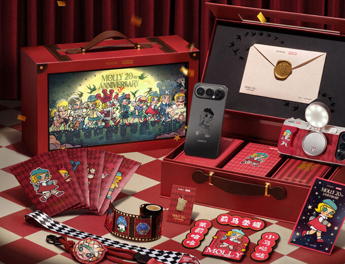 Honor collaborates with Pop Mart